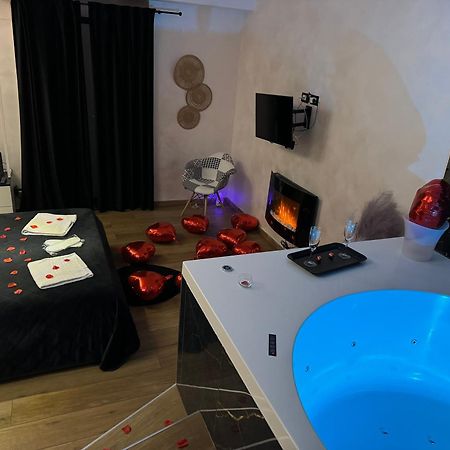 קטאניה Suite Meghan Home מראה חיצוני תמונה
