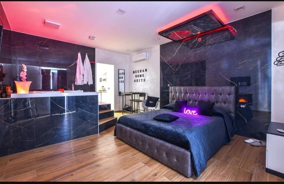 קטאניה Suite Meghan Home מראה חיצוני תמונה