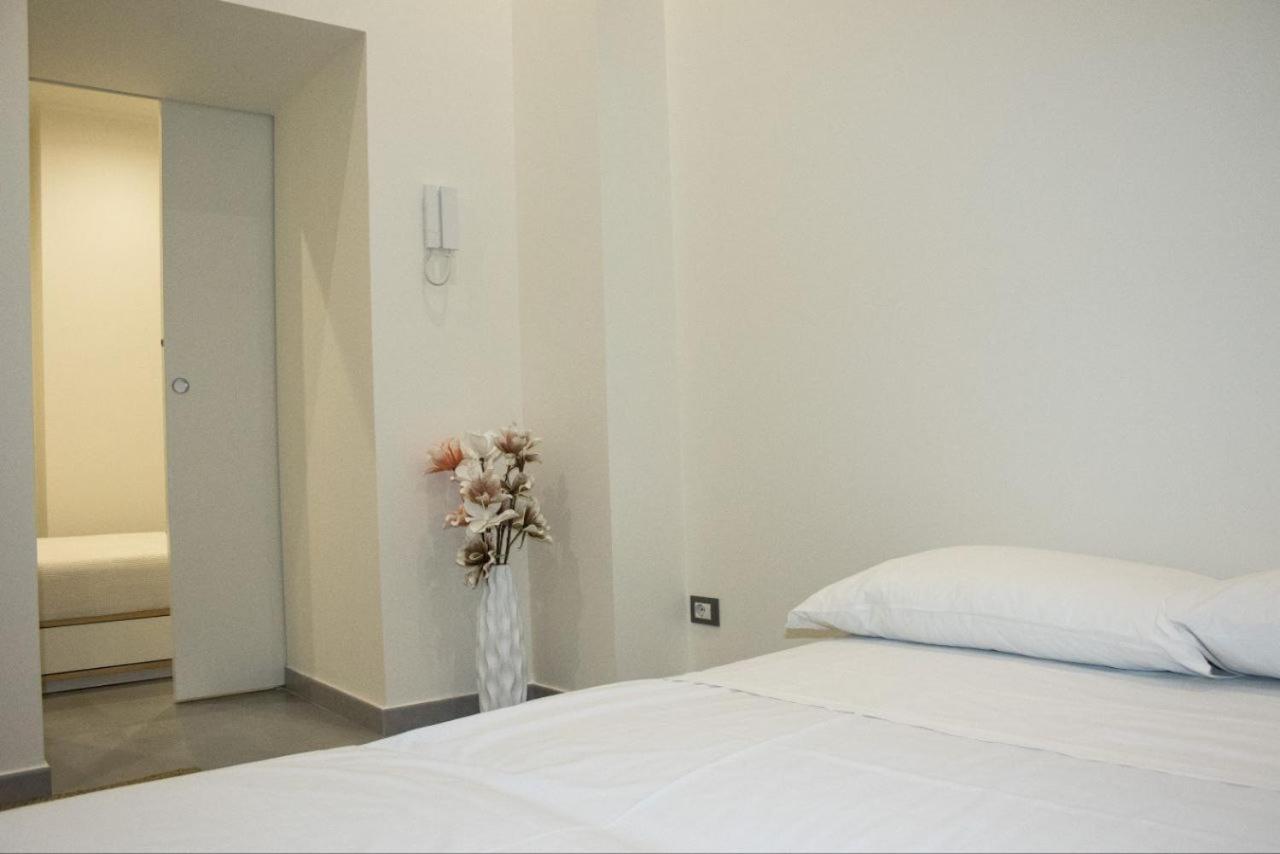 קטאניה Suite Meghan Home מראה חיצוני תמונה
