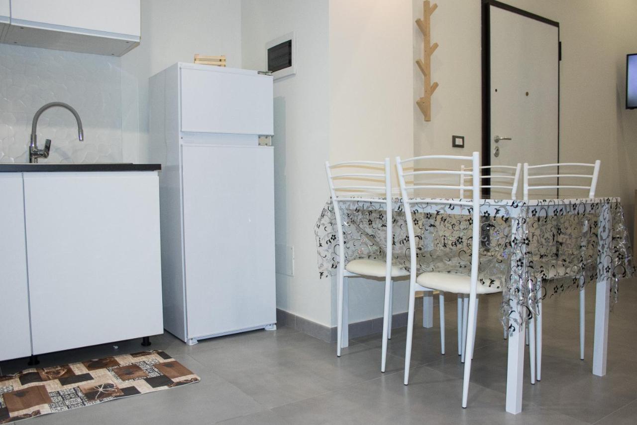 קטאניה Suite Meghan Home מראה חיצוני תמונה