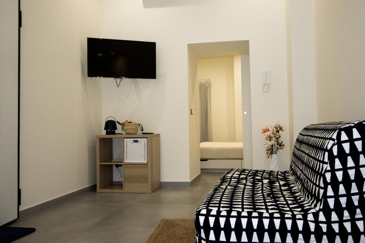 קטאניה Suite Meghan Home מראה חיצוני תמונה